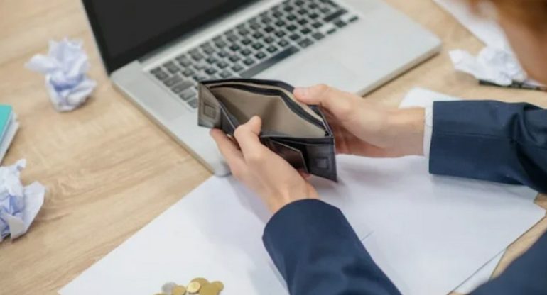 Банки стали строже оценивать потенциальных заемщиков .